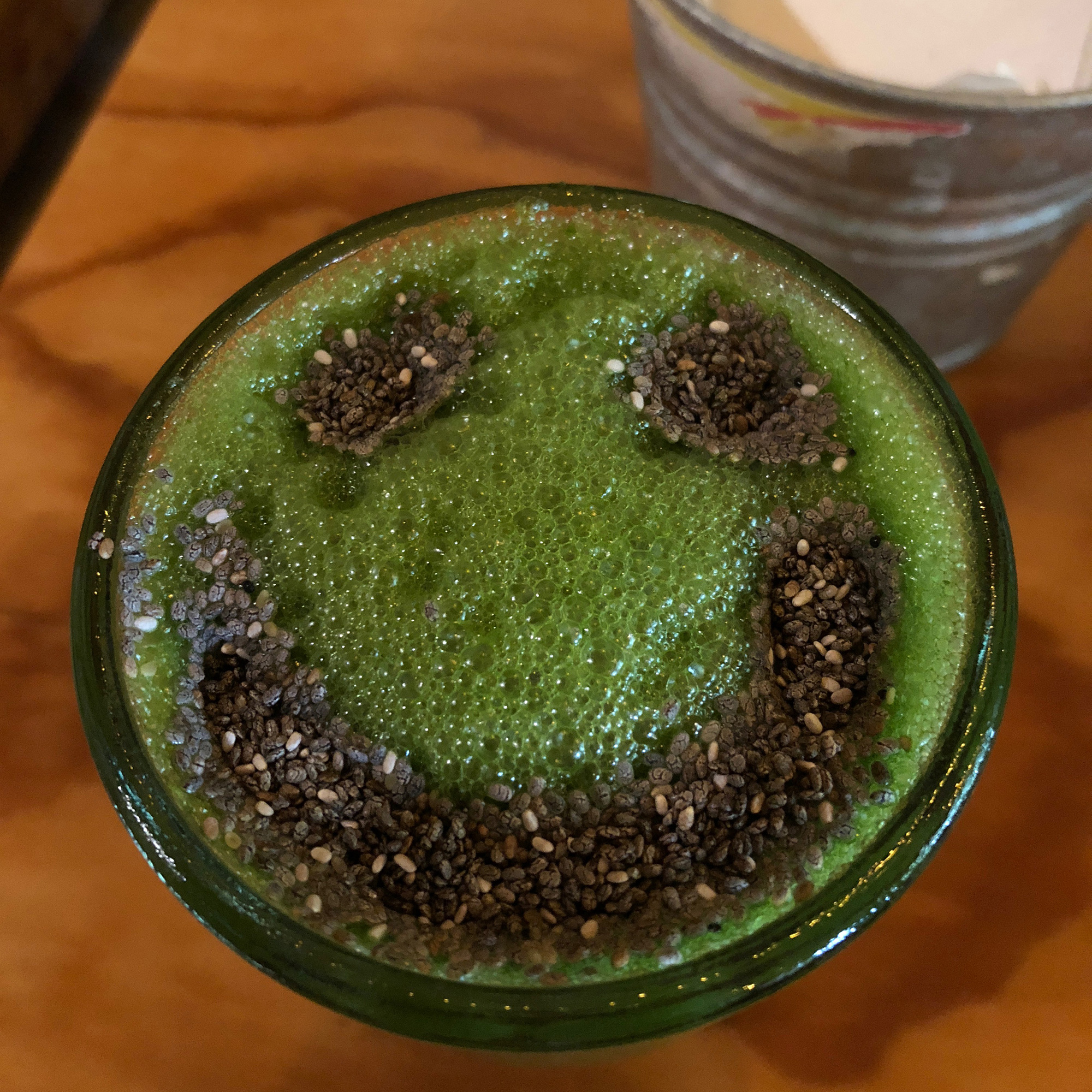 juice del cielo tulum happy face