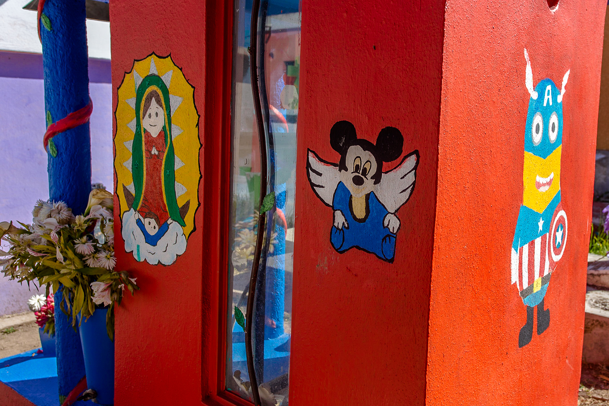 child's grave in san cristobal de las casas cemeteries in mexico